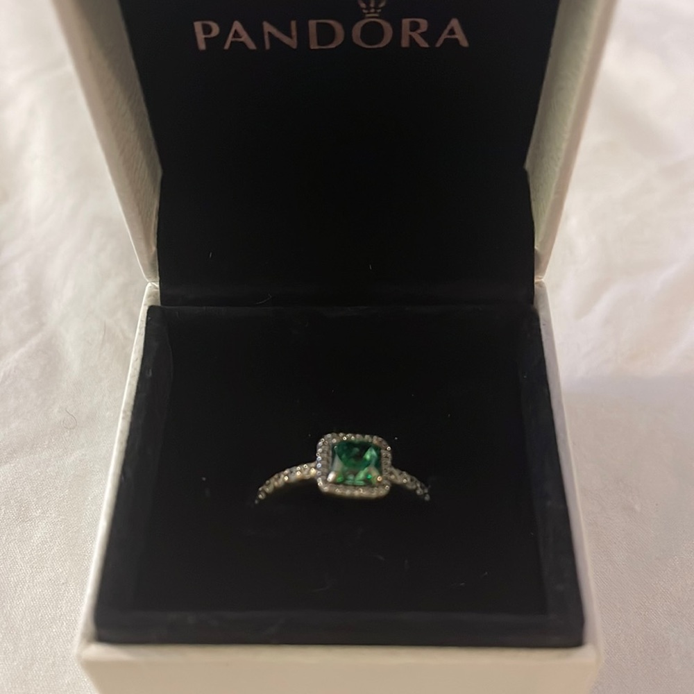 Pandora crystal gemstone ring in size 7